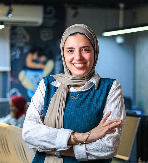 فاطمة اسماعيل